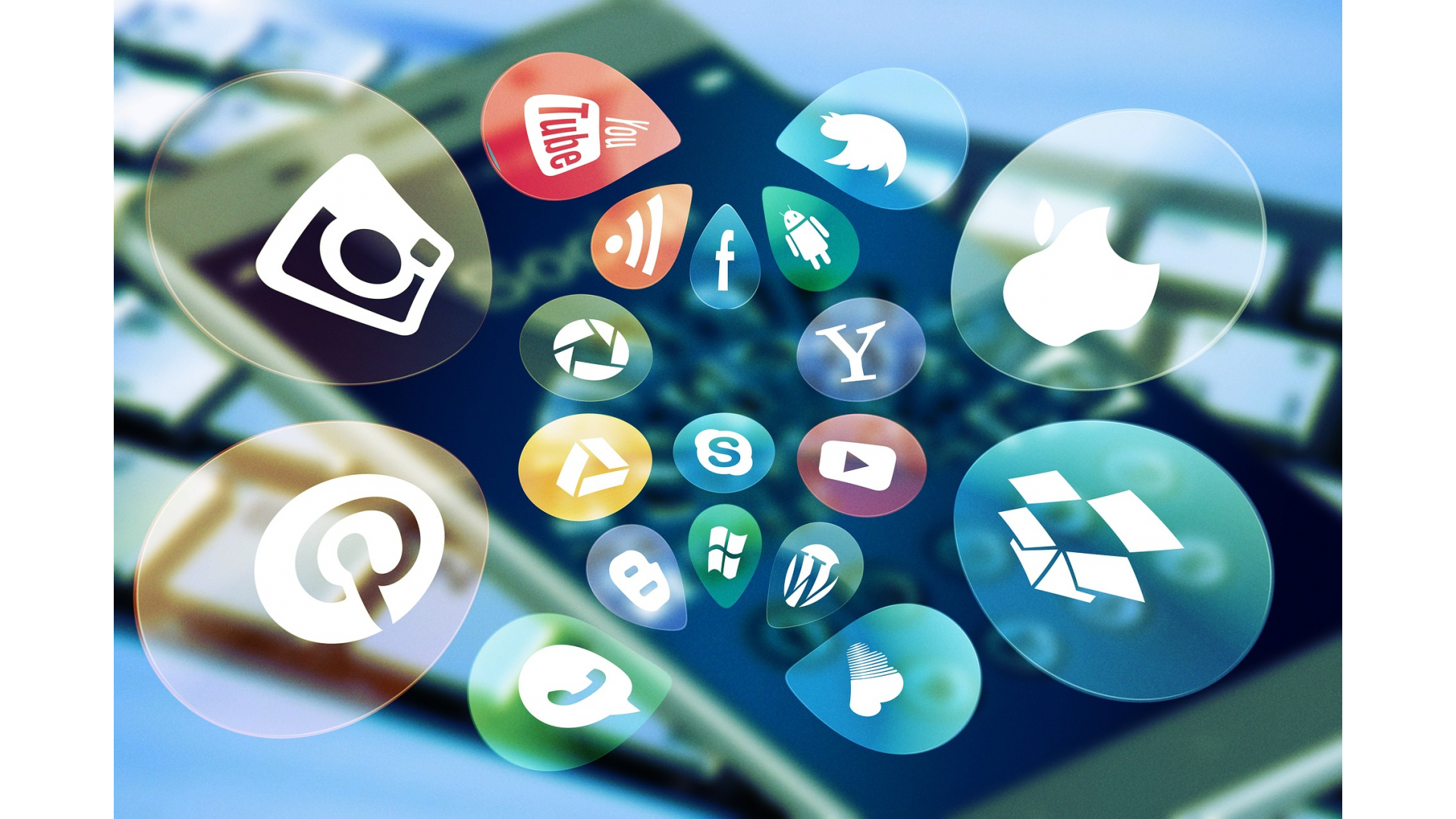 Devenir une Infuenceuse à Succès : Stratégies et Astuces pour Briller sur les Réseaux Sociaux